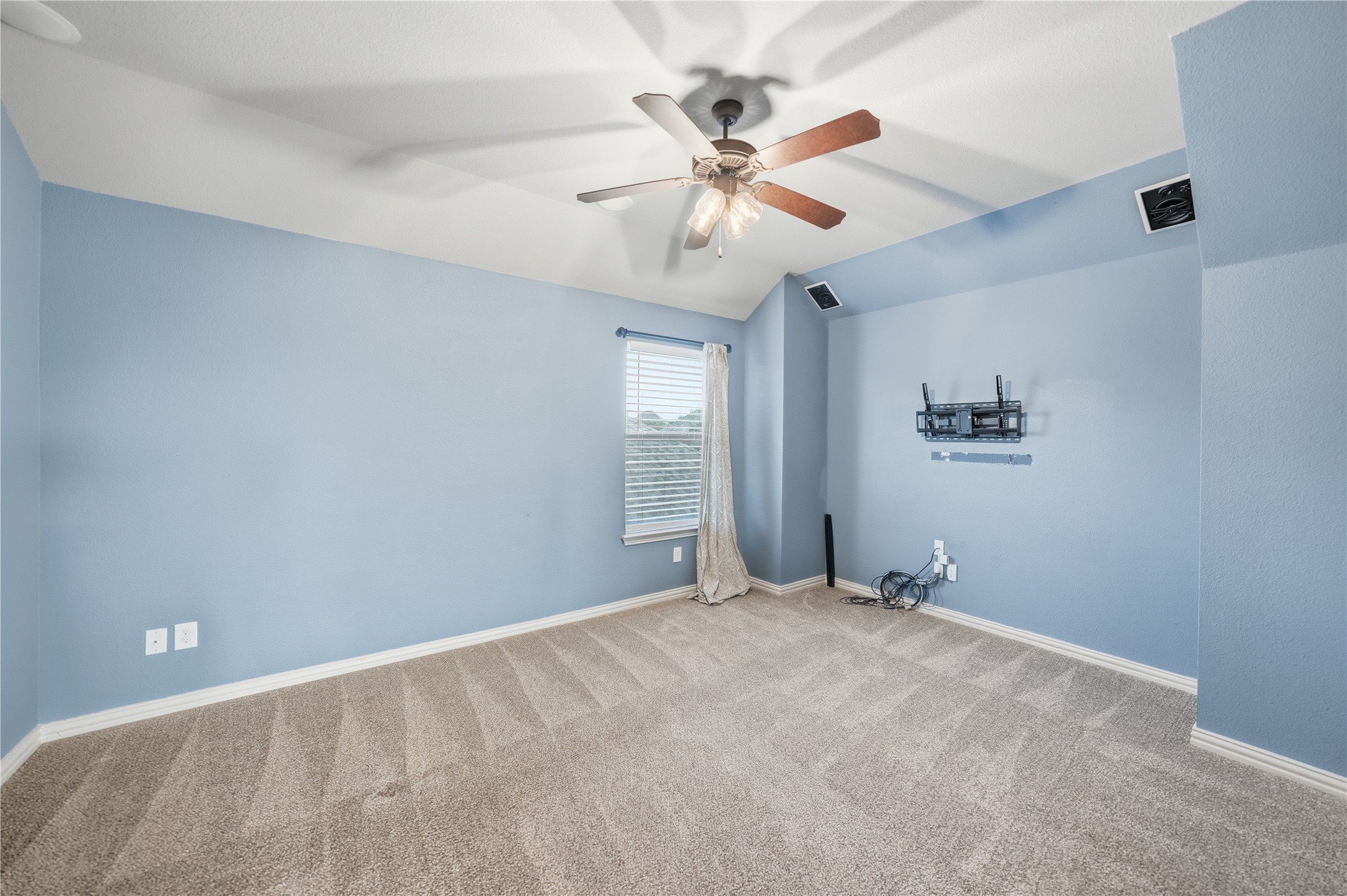 4500 Lakeside Hollow Street Fort Worth TX 76262
