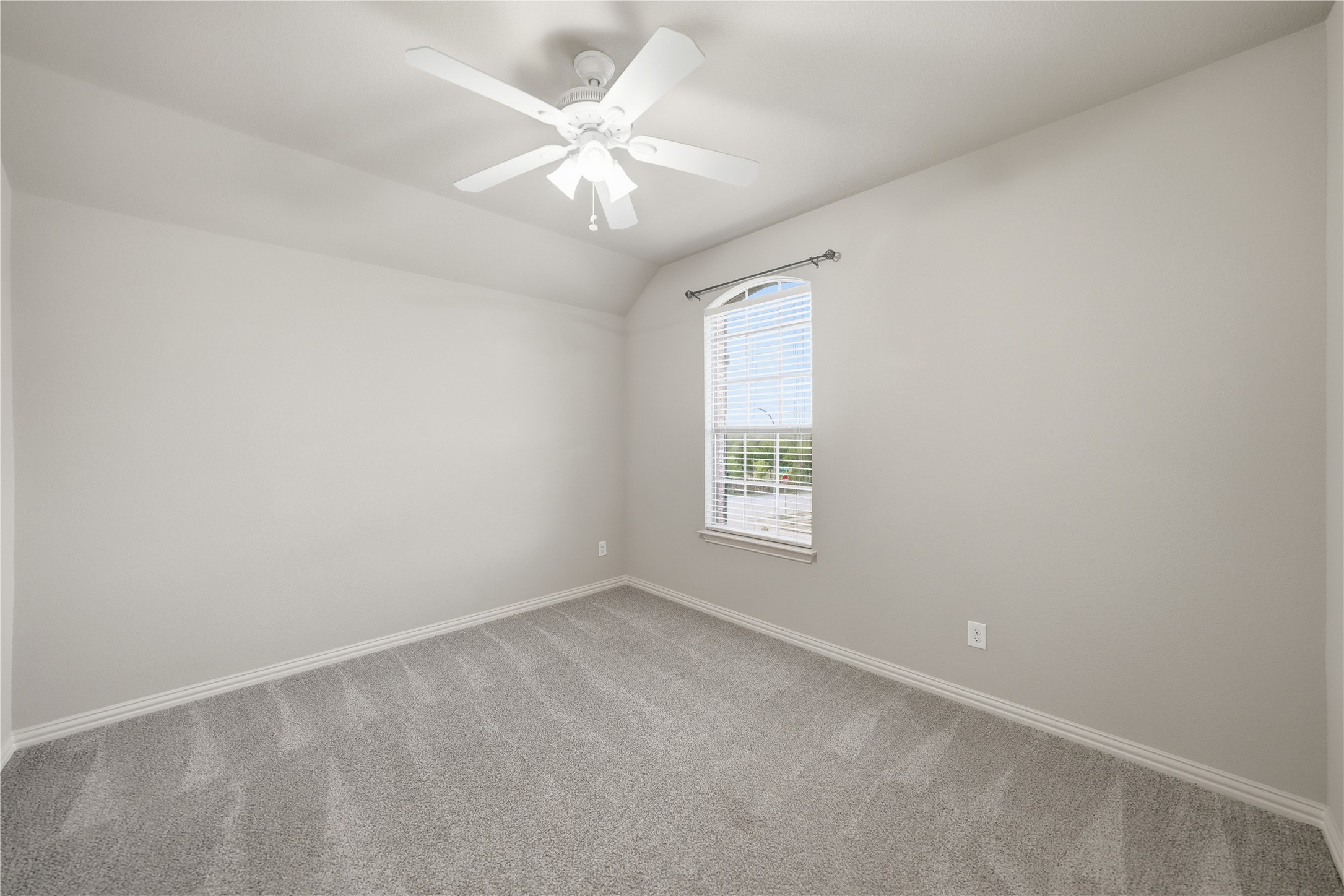 4500 Lakeside Hollow Street Fort Worth TX 76262