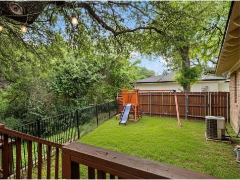 2325 Wooded Acres Waco TX 76710