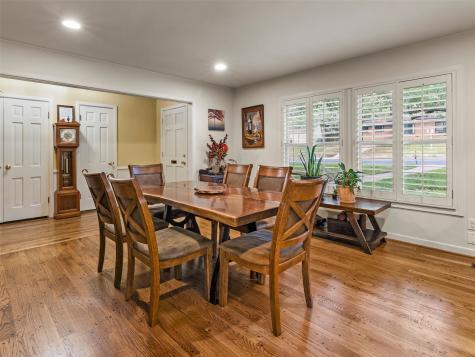 2325 Wooded Acres Waco TX 76710