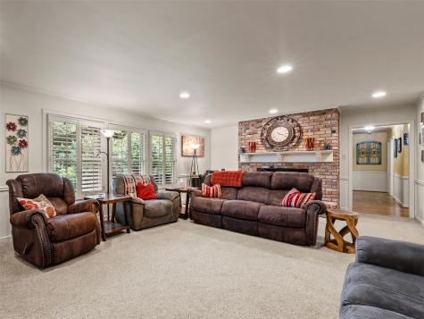 2325 Wooded Acres Waco TX 76710