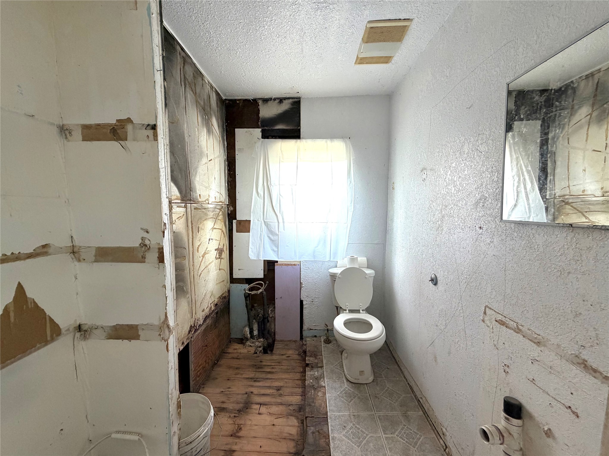 504 Edward Street Quinlan TX 75474