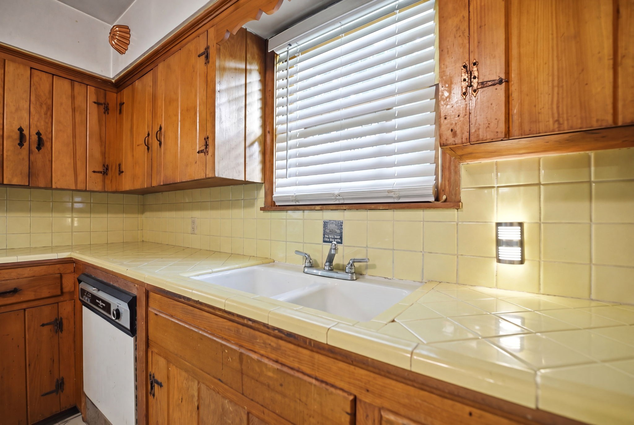 2266 Sutter Street Dallas TX 75216