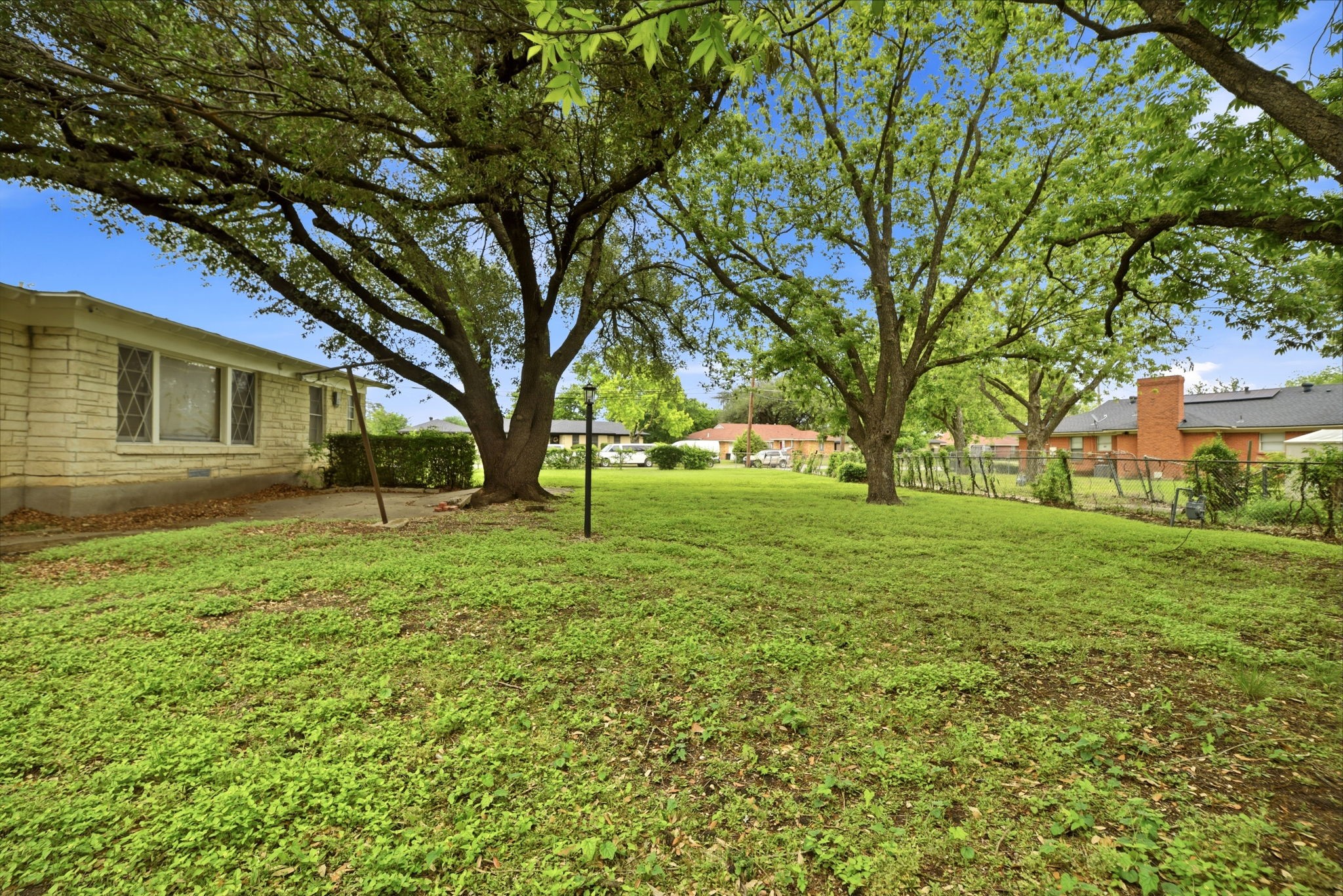 2266 Sutter Street Dallas TX 75216