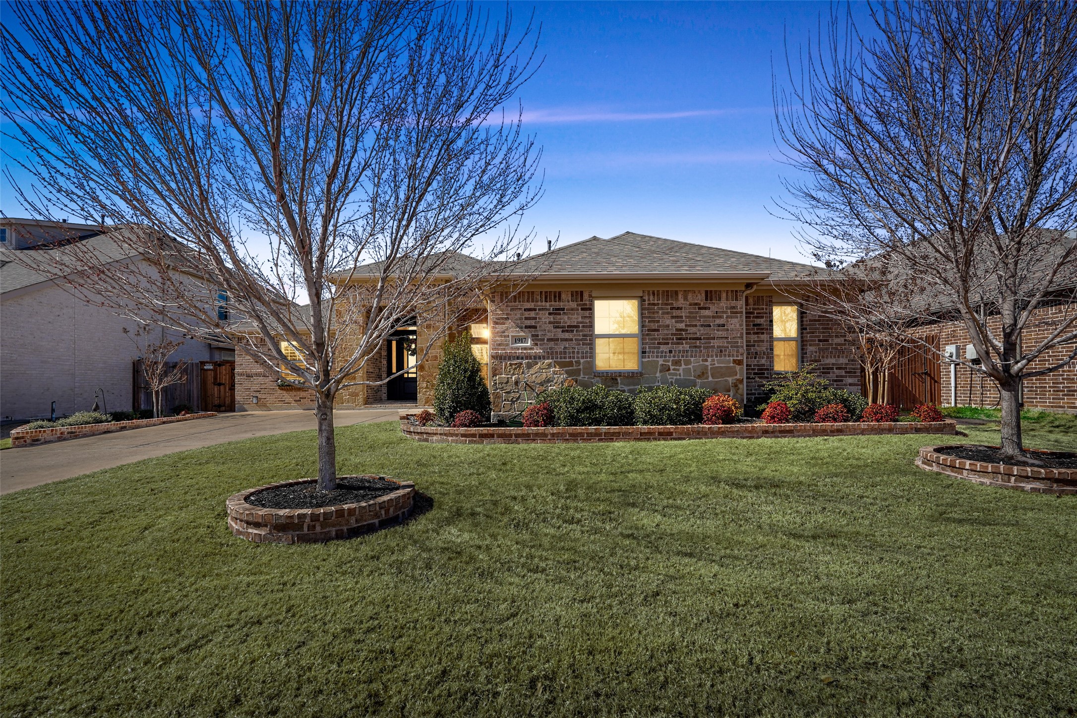 1917 Covington Drive Rowlett TX 75089