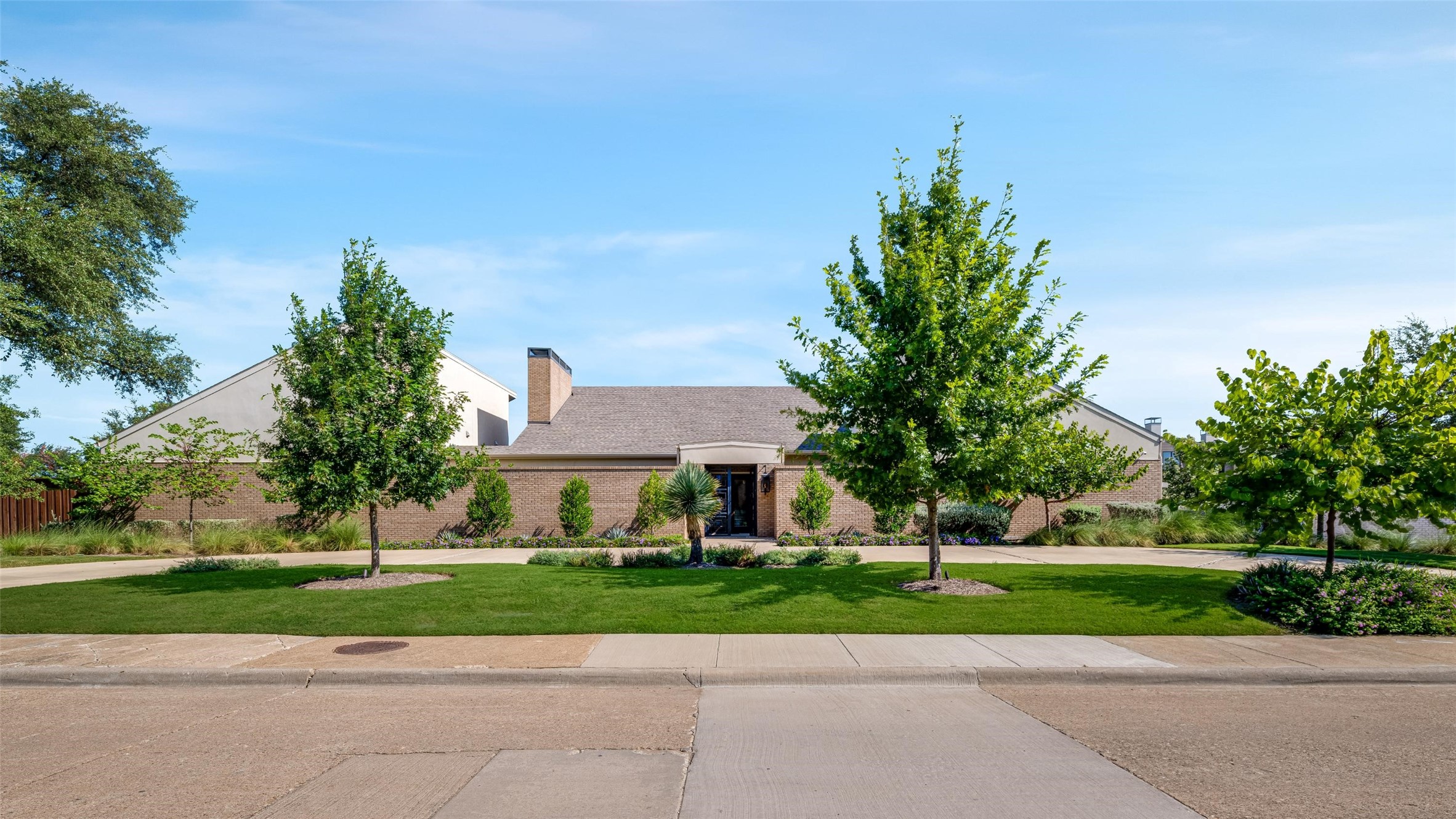 5601 Dittmar Place Dallas TX 75229