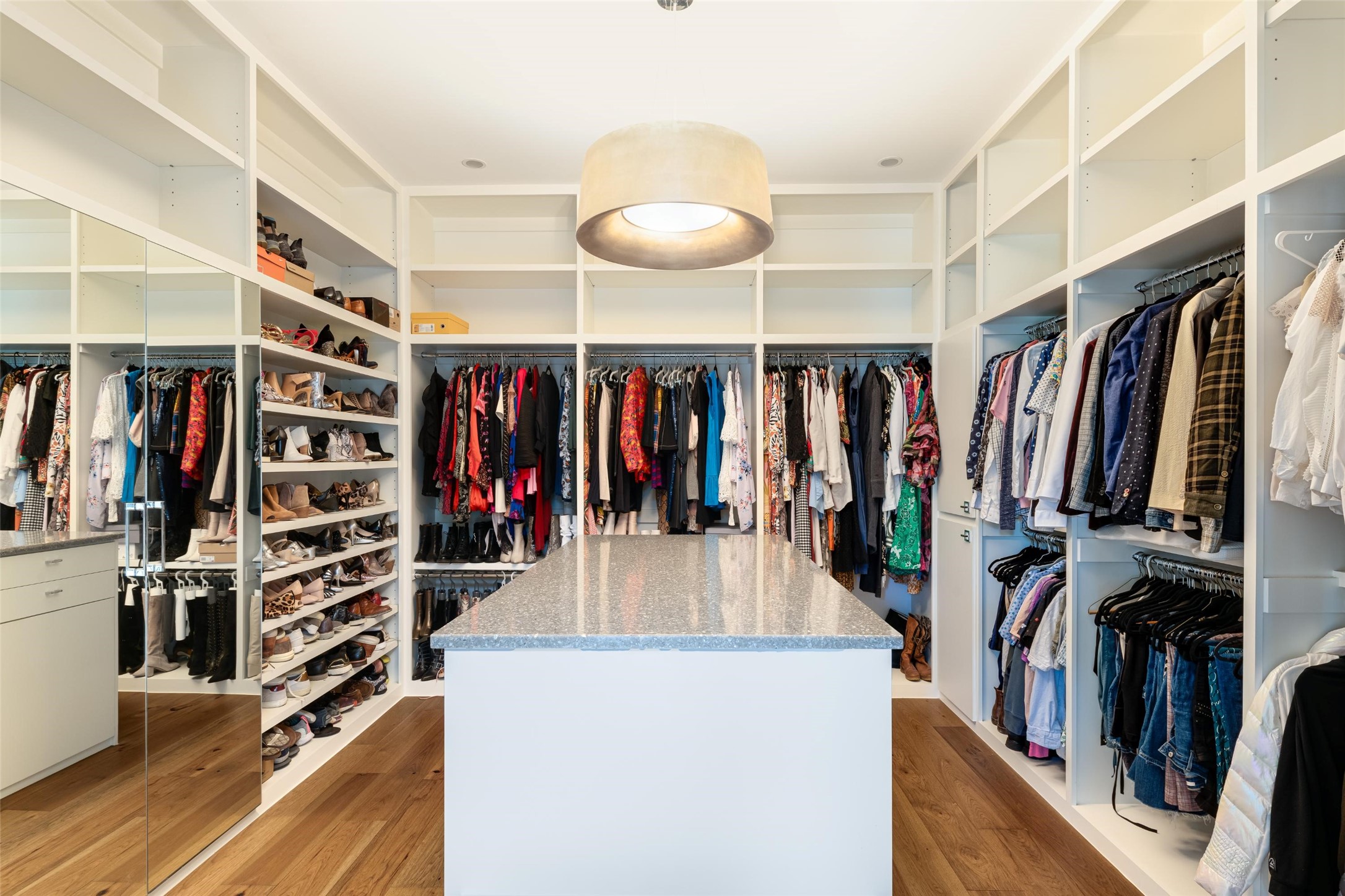 5601 Dittmar Place Dallas TX 75229
