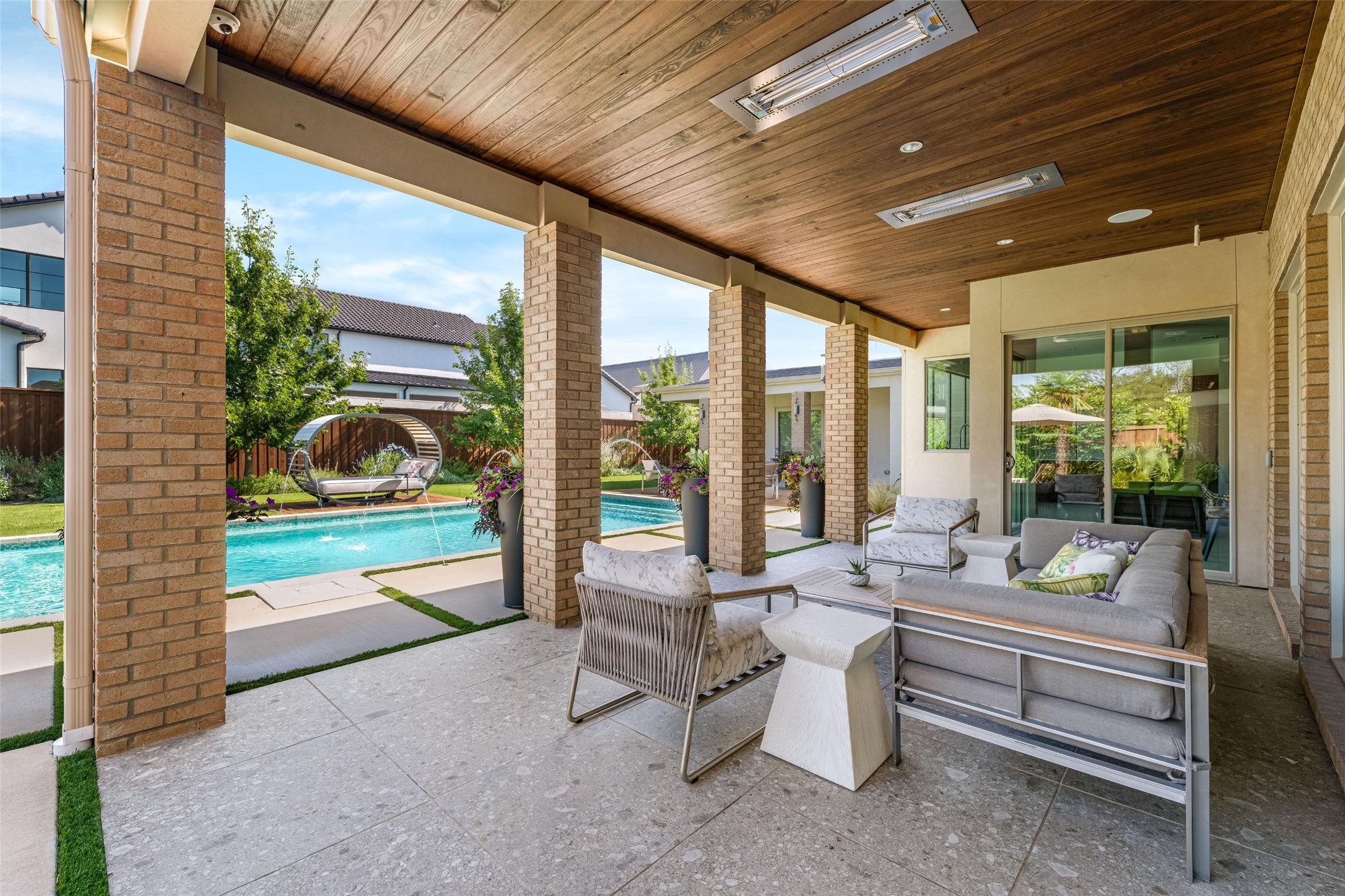 5601 Dittmar Place Dallas TX 75229