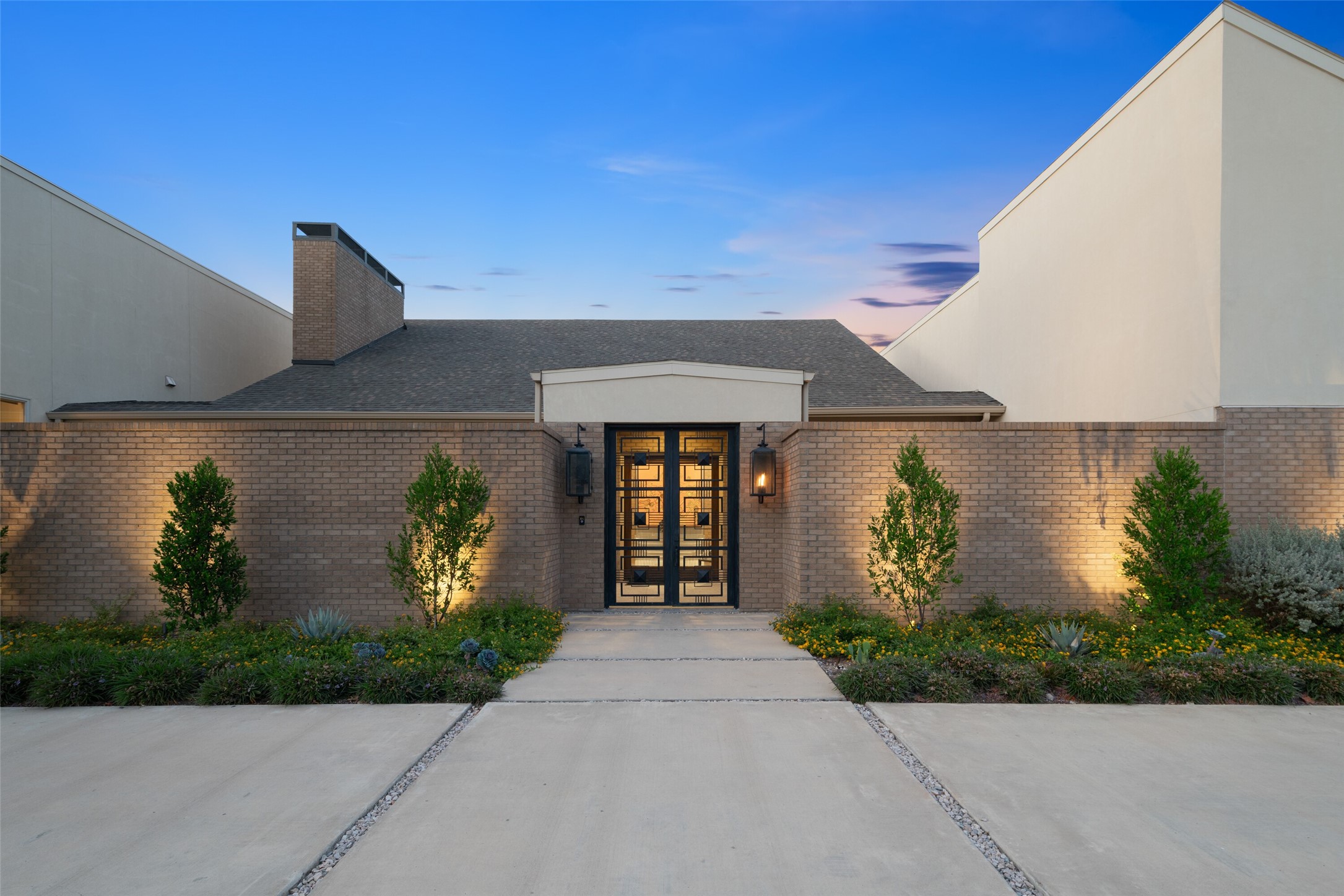 5601 Dittmar Place Dallas TX 75229