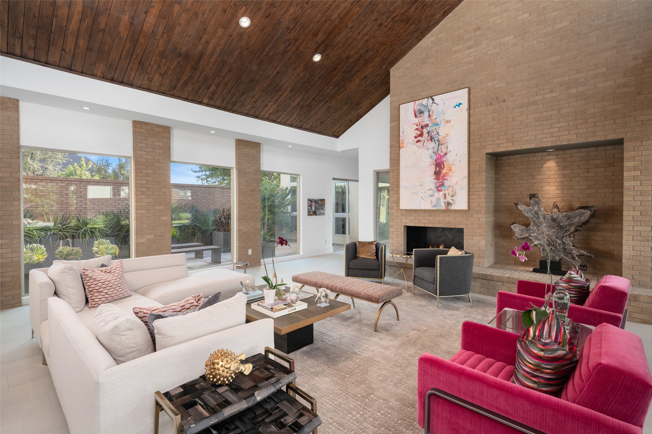 5601 Dittmar Place Dallas TX 75229