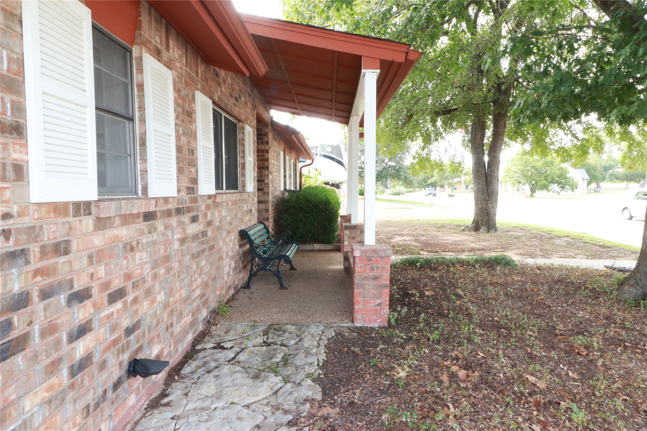 212 Palmer Drive Comanche TX 76442
