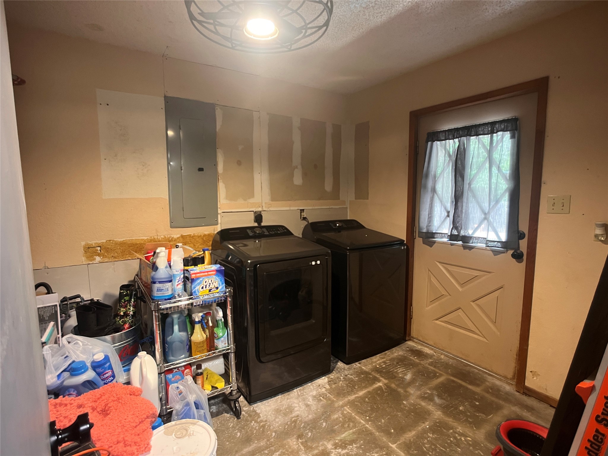 107 Private Road 21055 Whitney TX 76692