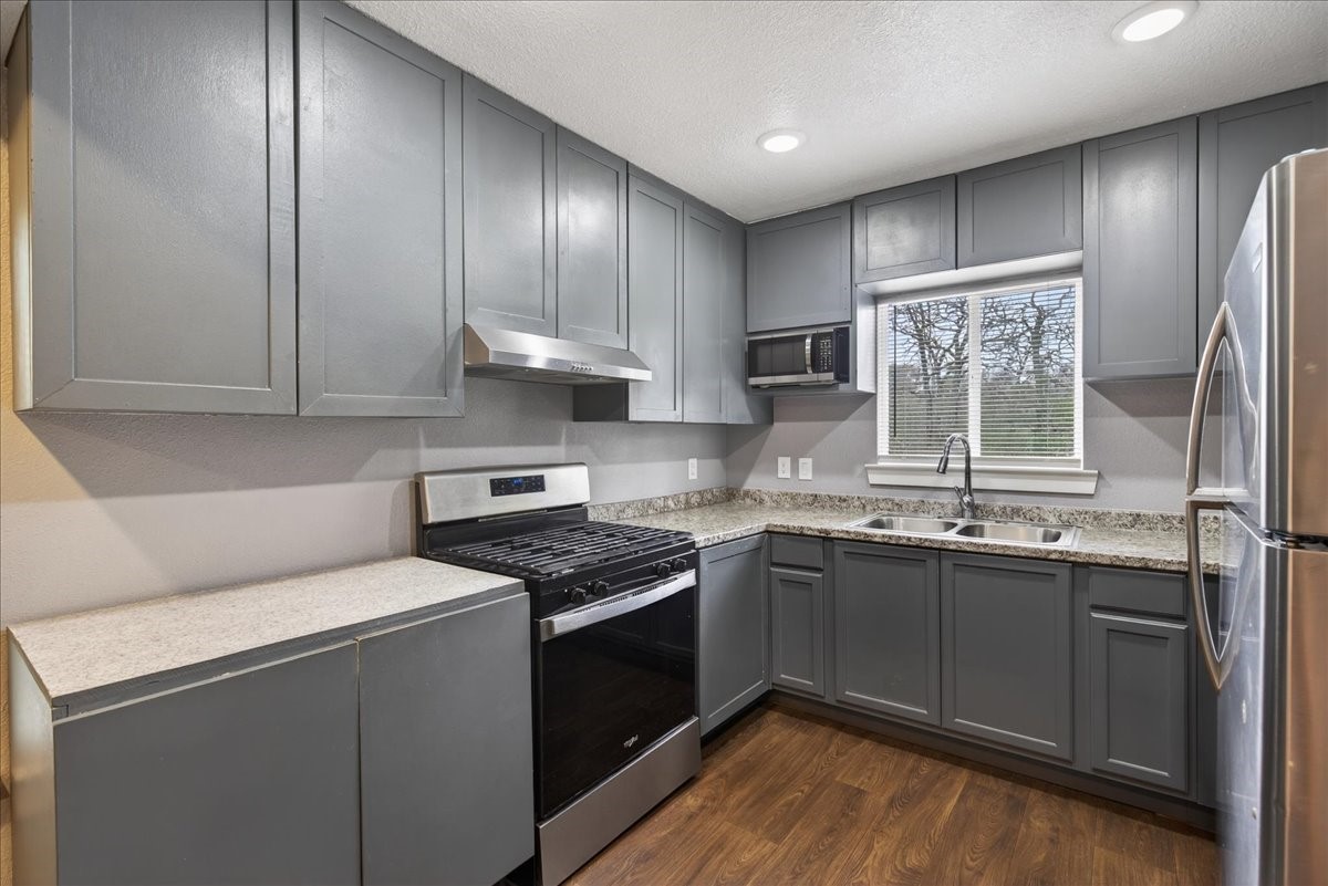 325 County Road 1211 Fairfield TX 75840