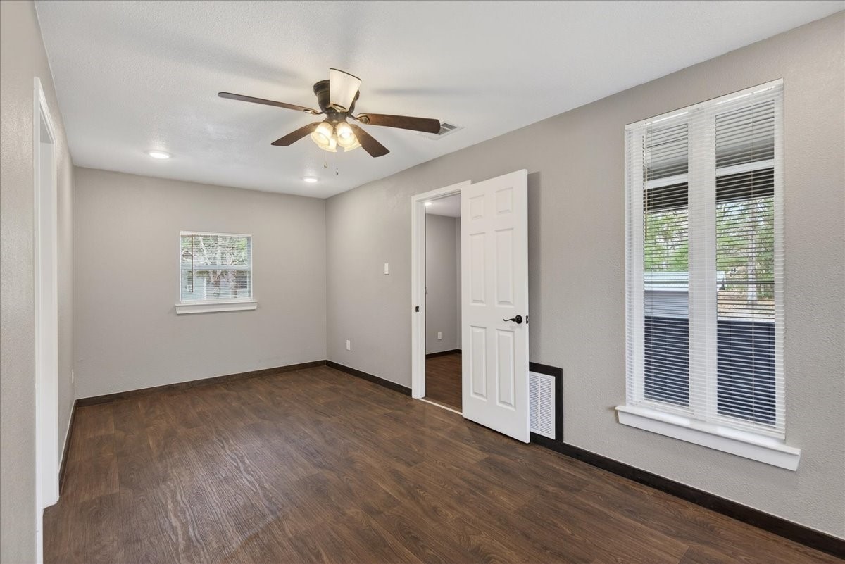 325 County Road 1211 Fairfield TX 75840