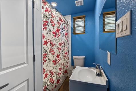 325 County Road 1211 Fairfield TX 75840