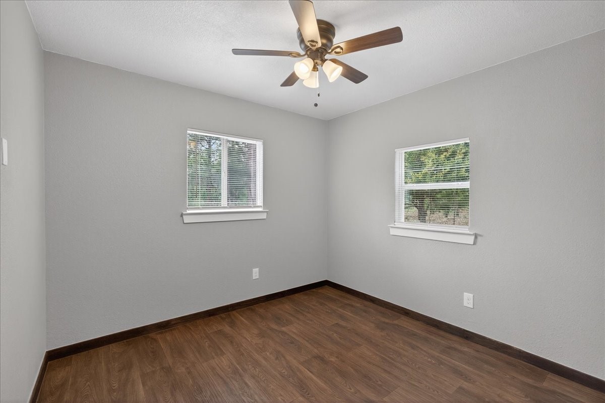 325 County Road 1211 Fairfield TX 75840