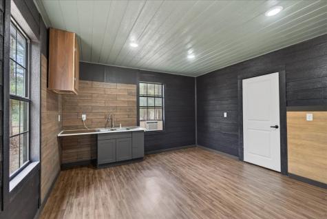 325 County Road 1211 Fairfield TX 75840
