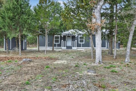 325 County Road 1211 Fairfield TX 75840