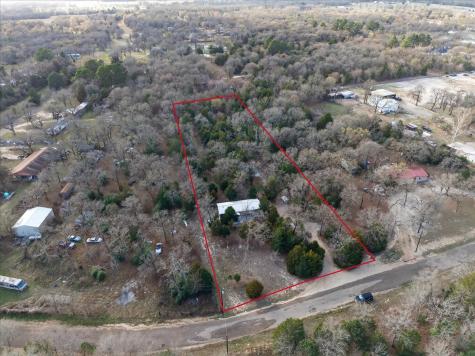 325 County Road 1211 Fairfield TX 75840