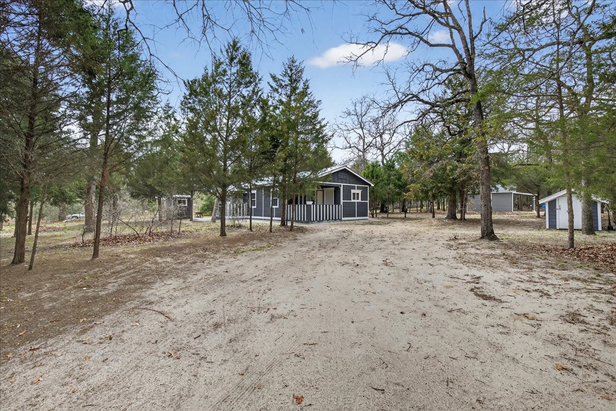 325 County Road 1211 Fairfield TX 75840