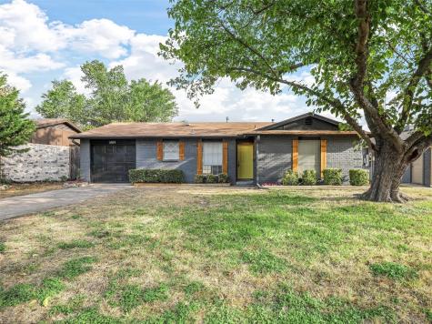 1809 Homestead Place Garland TX 75044