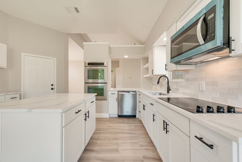 4913 Meadow Vista Place Garland TX 75043