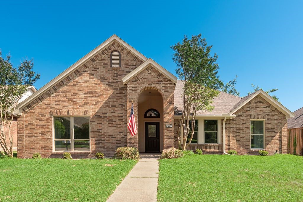 4913 Meadow Vista Place Garland TX 75043