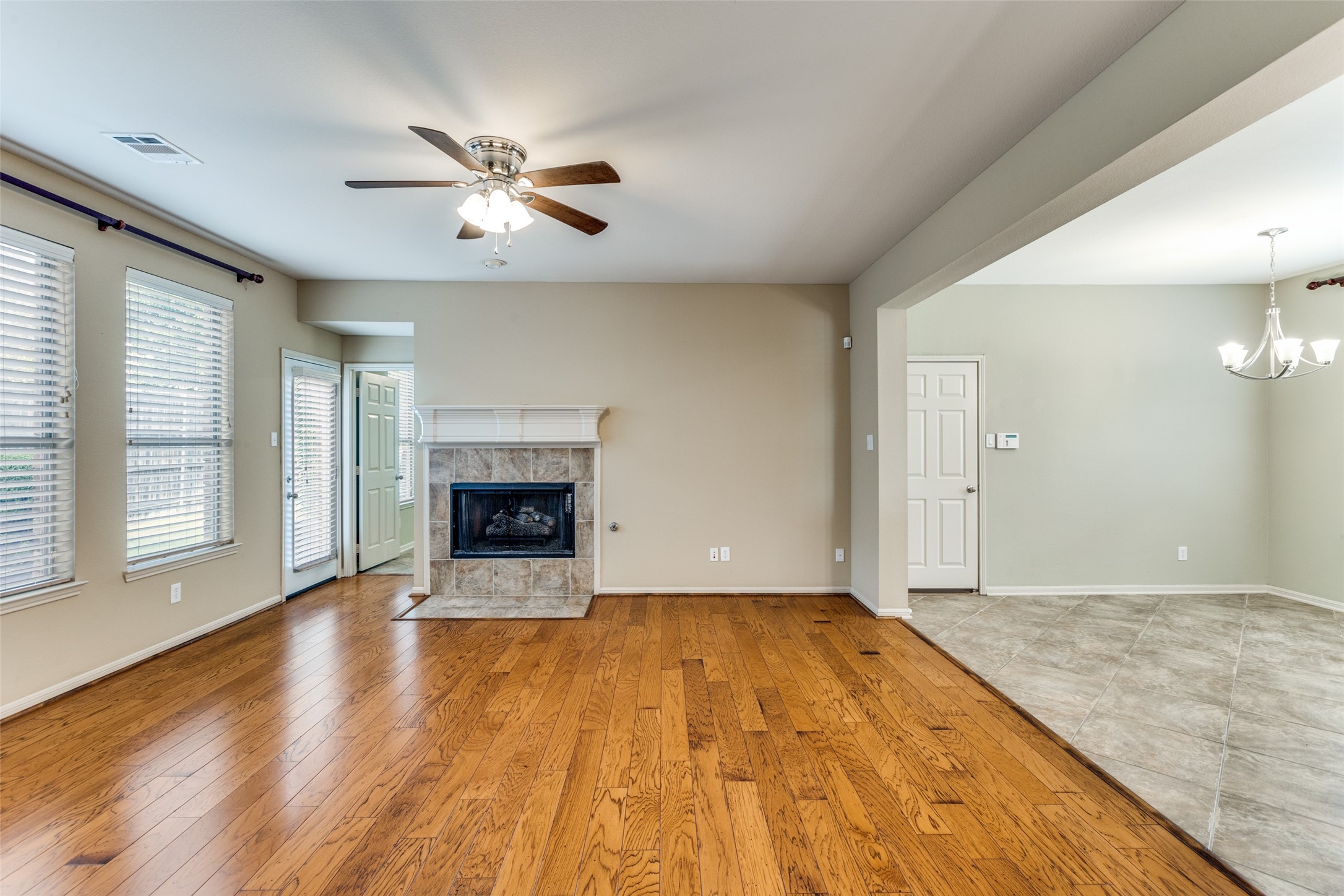 413 Royal Oak Drive Murphy TX 75094