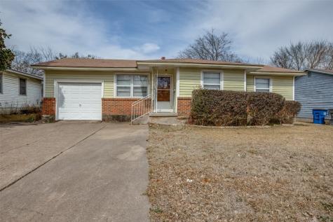 215 River Oaks Drive Lancaster TX 75146