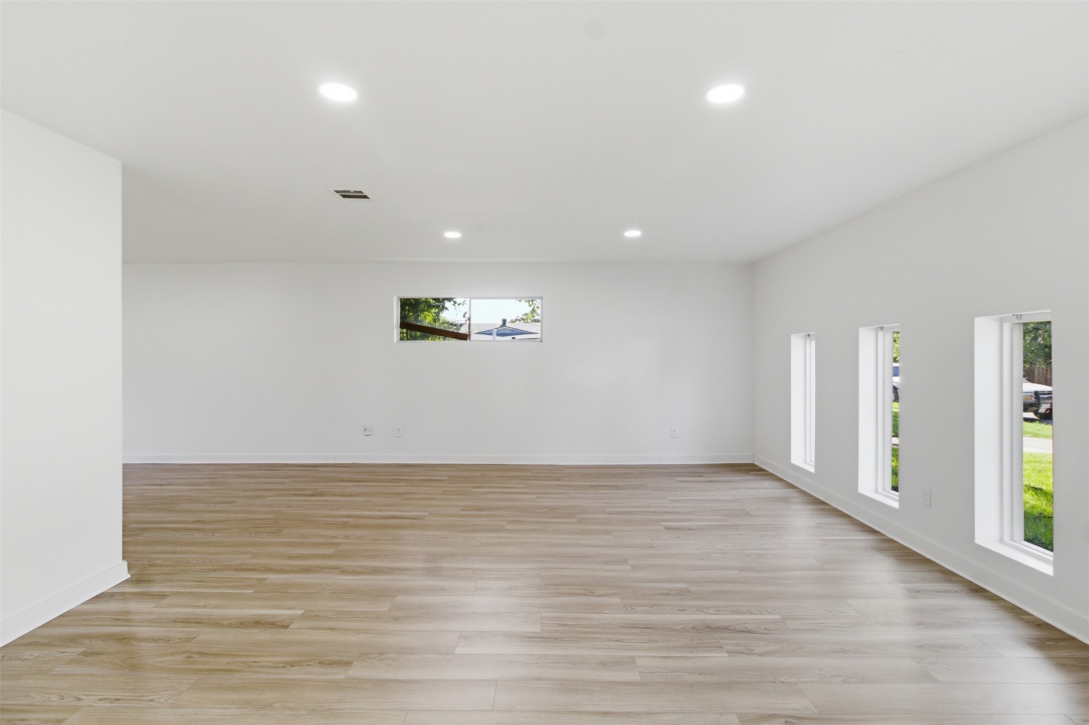2942 Townsend Drive Dallas TX 75229