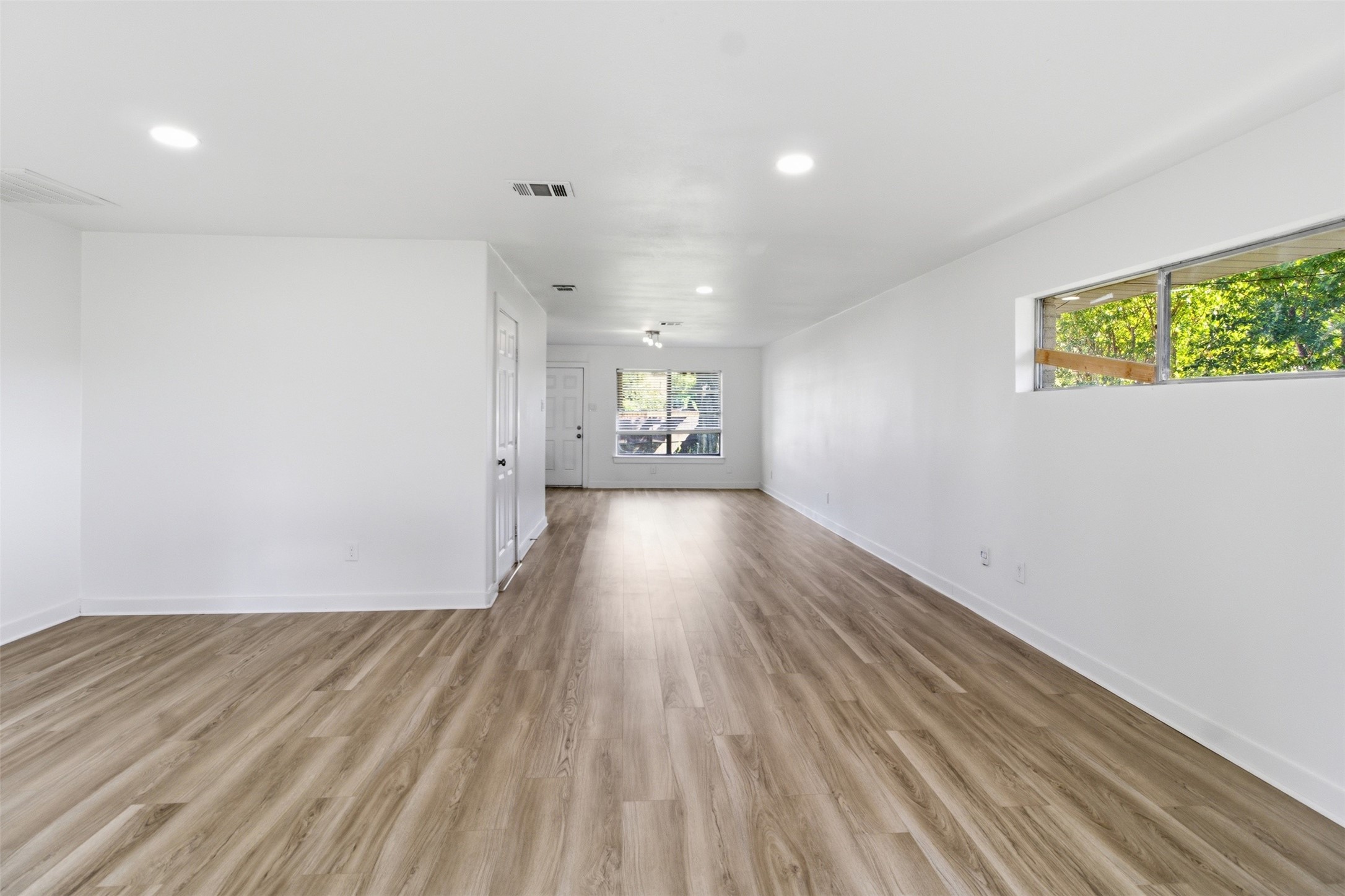 2942 Townsend Drive Dallas TX 75229