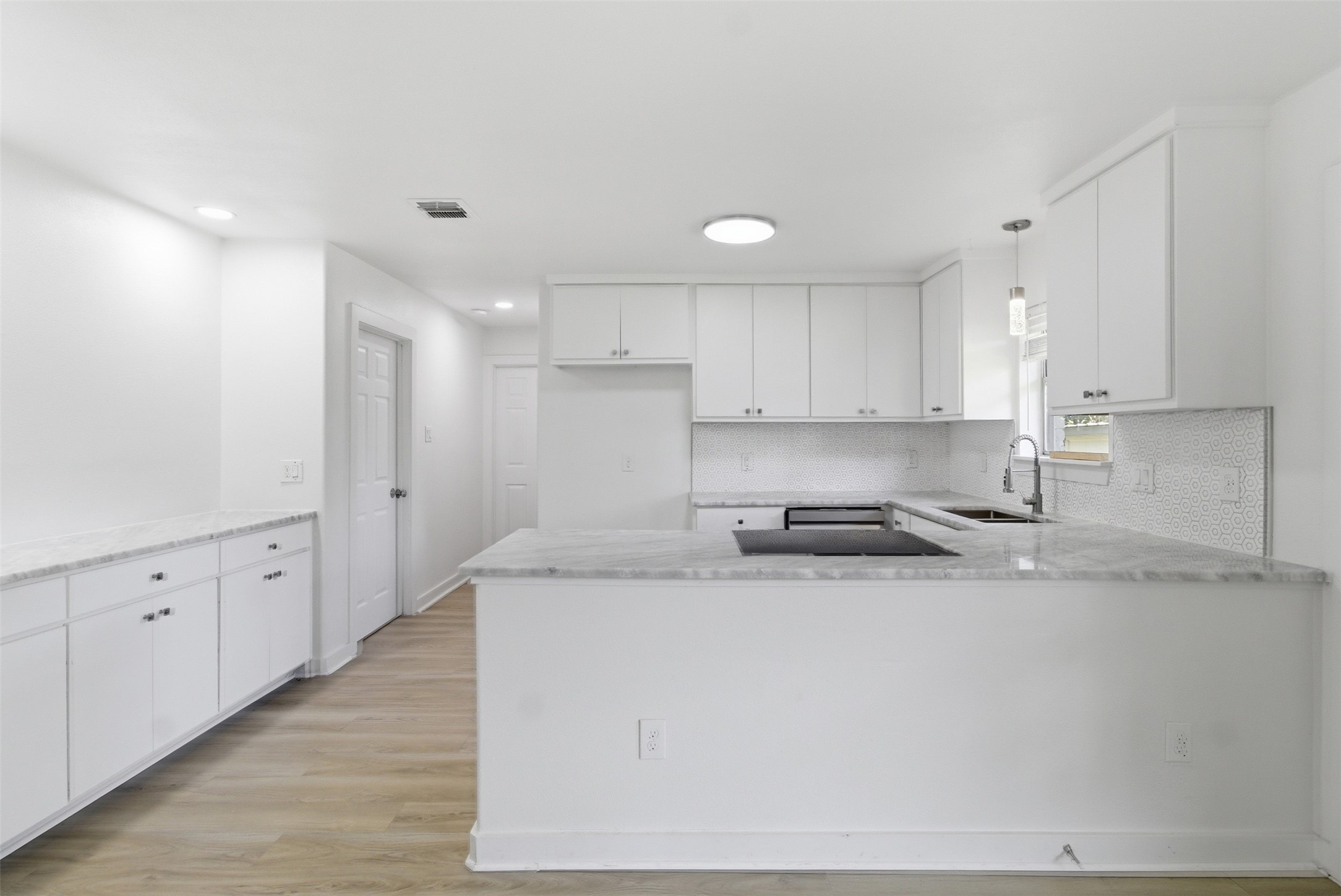 2942 Townsend Drive Dallas TX 75229