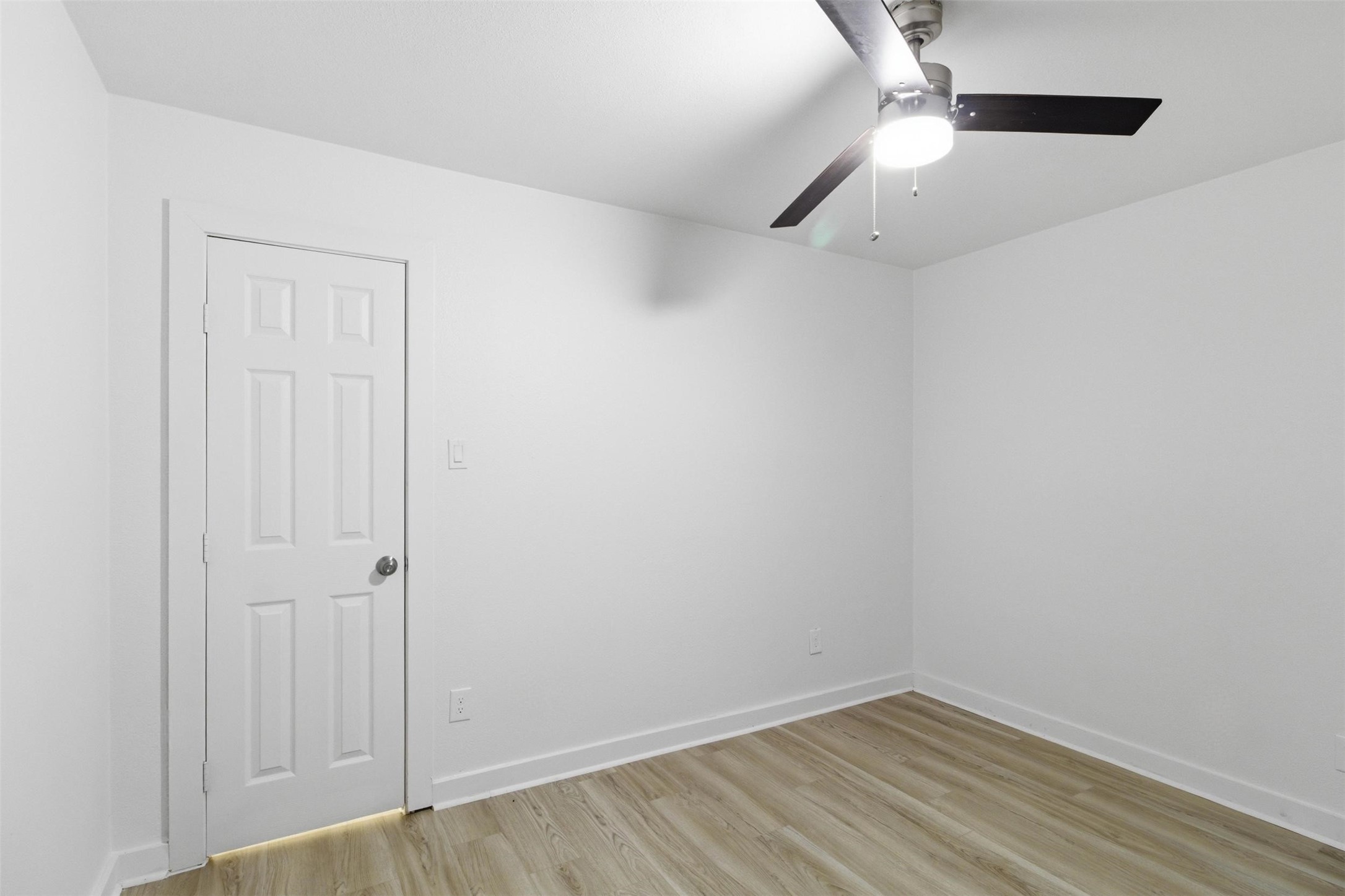 2942 Townsend Drive Dallas TX 75229