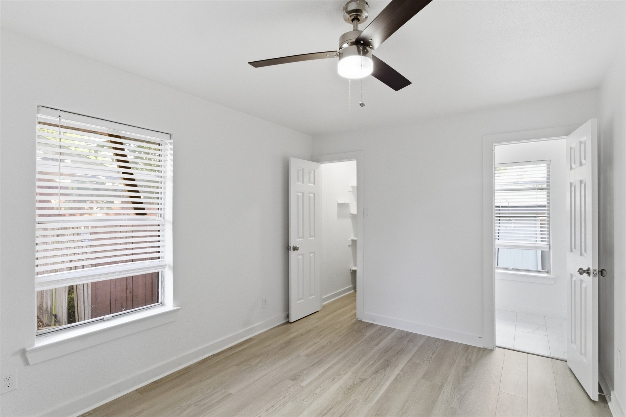 2942 Townsend Drive Dallas TX 75229