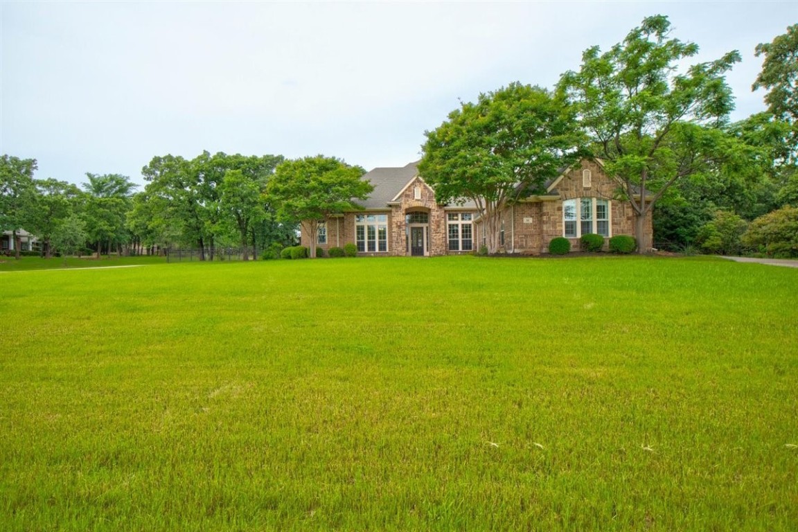 301 E Carruth Lane Double Oak TX 75077