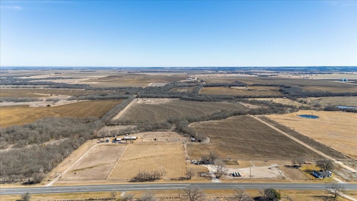 9964 State Highway 171 Covington TX 76636