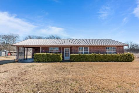 9964 State Highway 171 Covington TX 76636