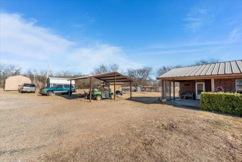 9964 State Highway 171 Covington TX 76636
