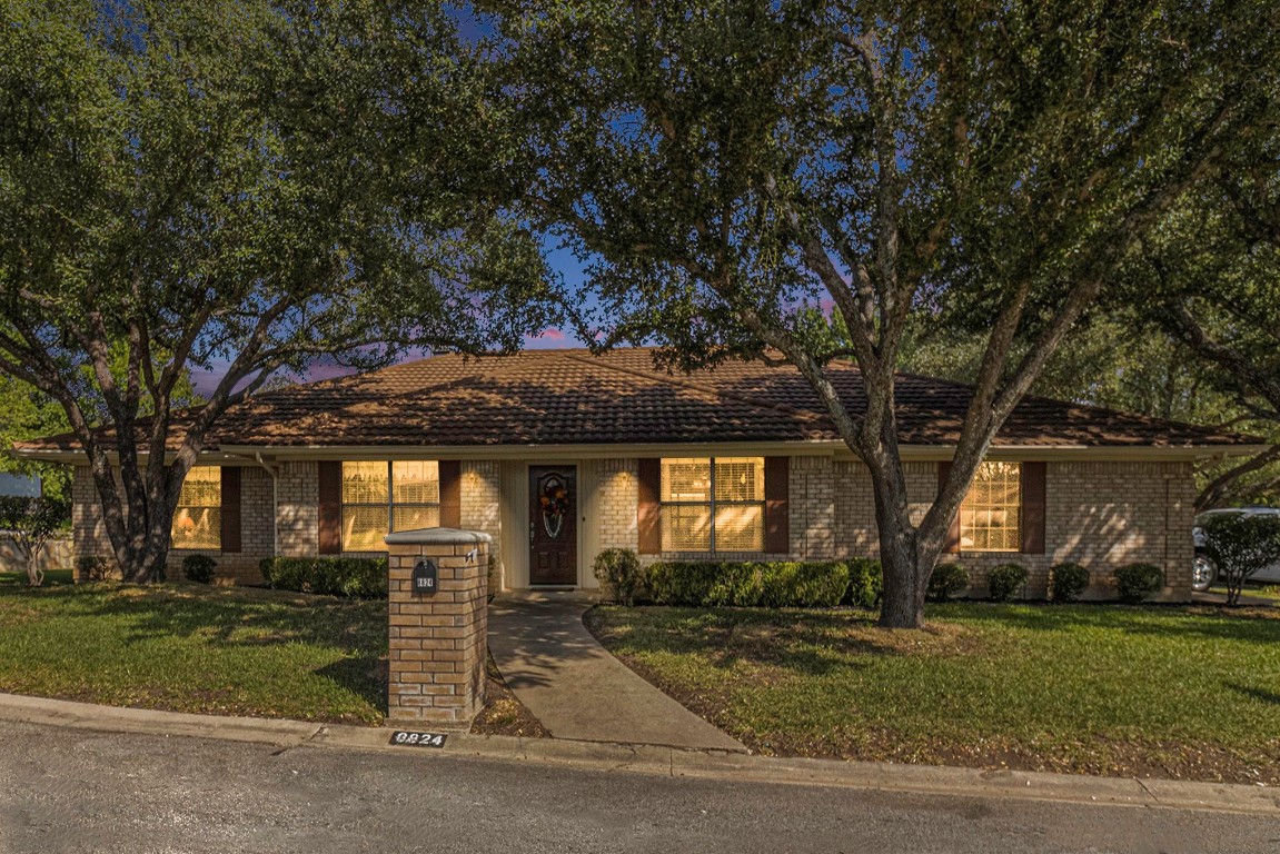 8824 Crosswind Drive Fort Worth TX 76179