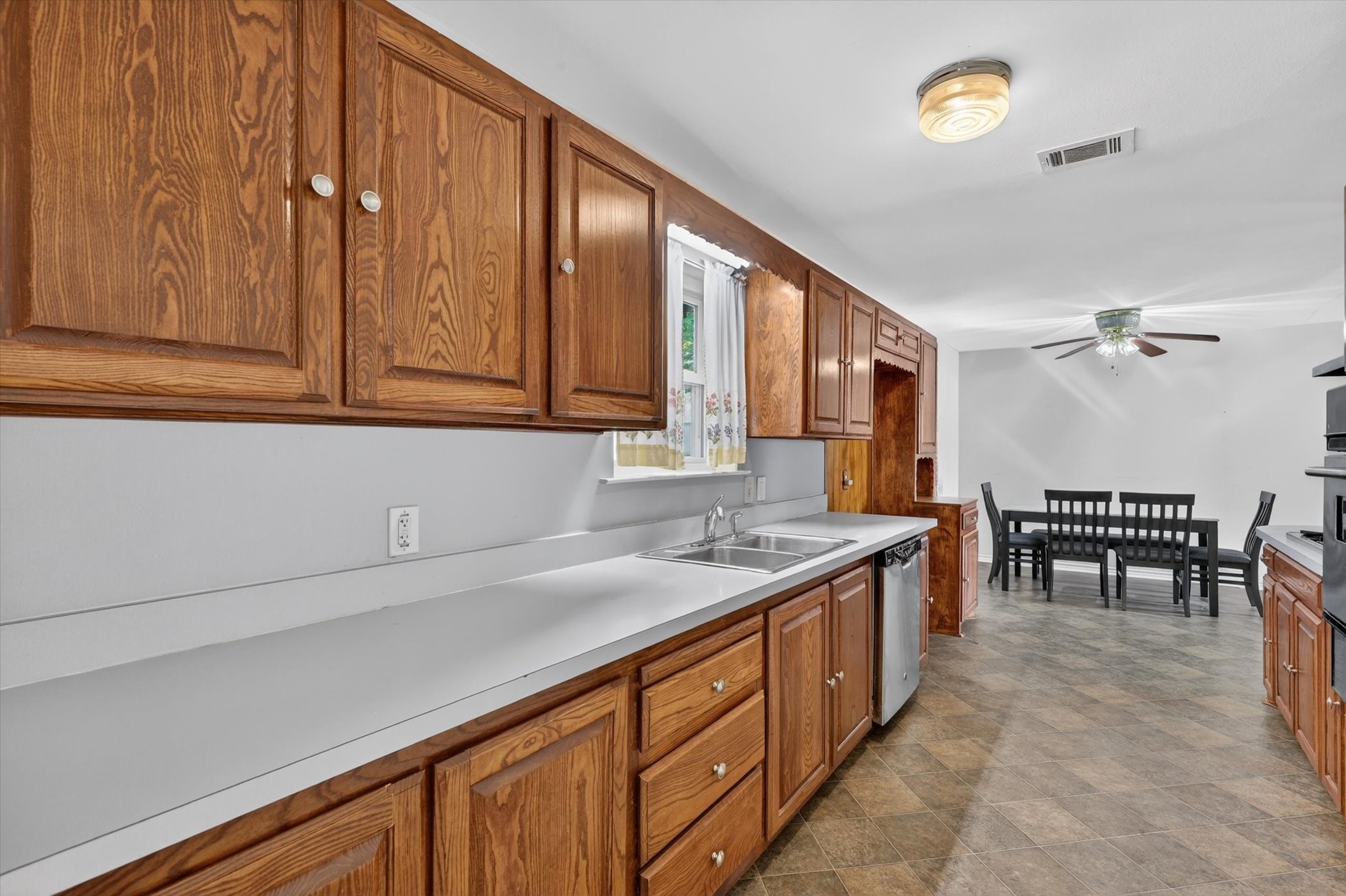 624 N Avenue A Springtown TX 76082
