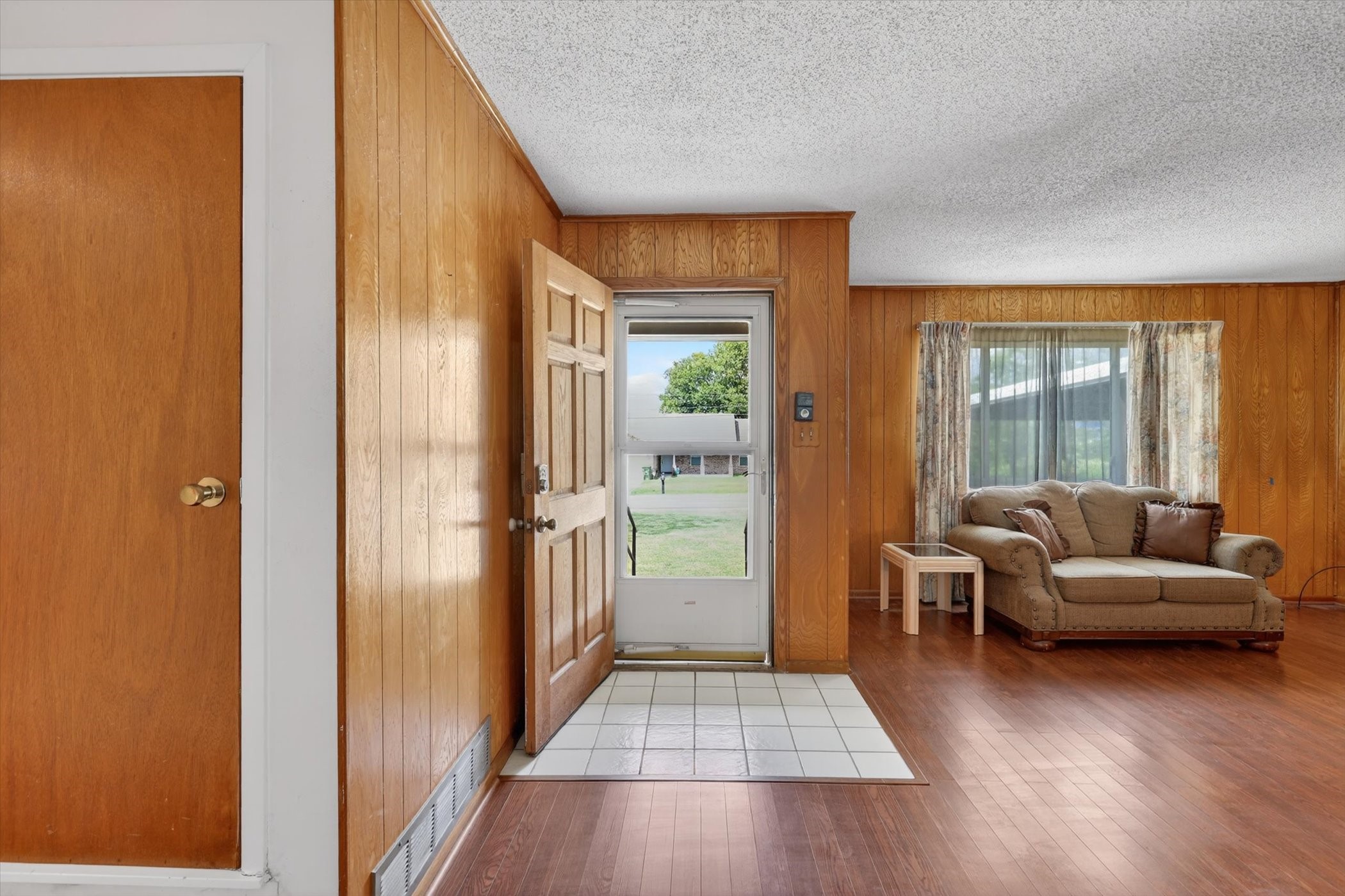 624 N Avenue A Springtown TX 76082