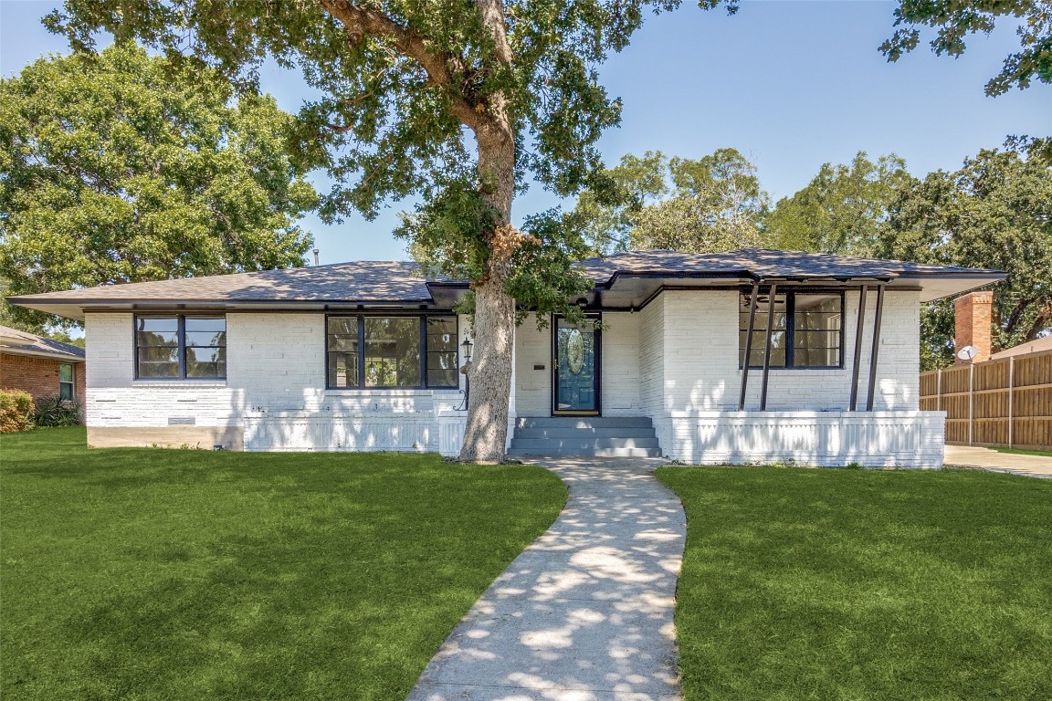 629 Town Creek Drive Dallas TX 75232