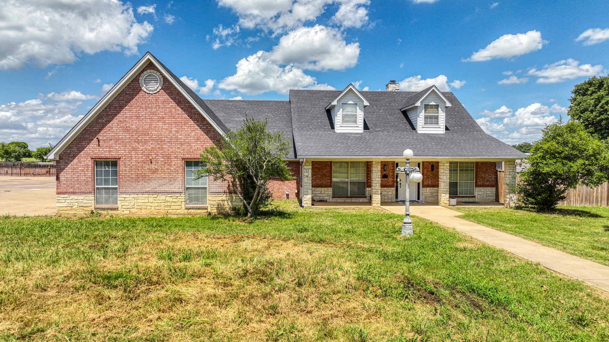 9716 County Road 529a Burleson TX 76028