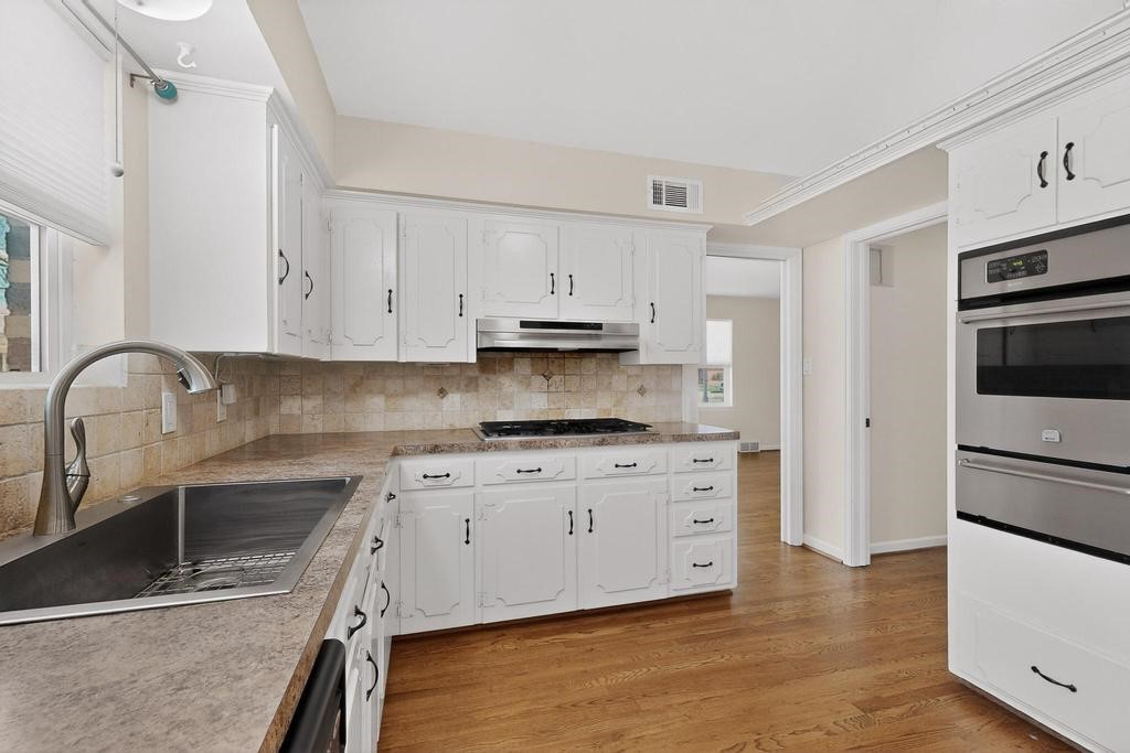 2120 Healey Drive Dallas TX 75228
