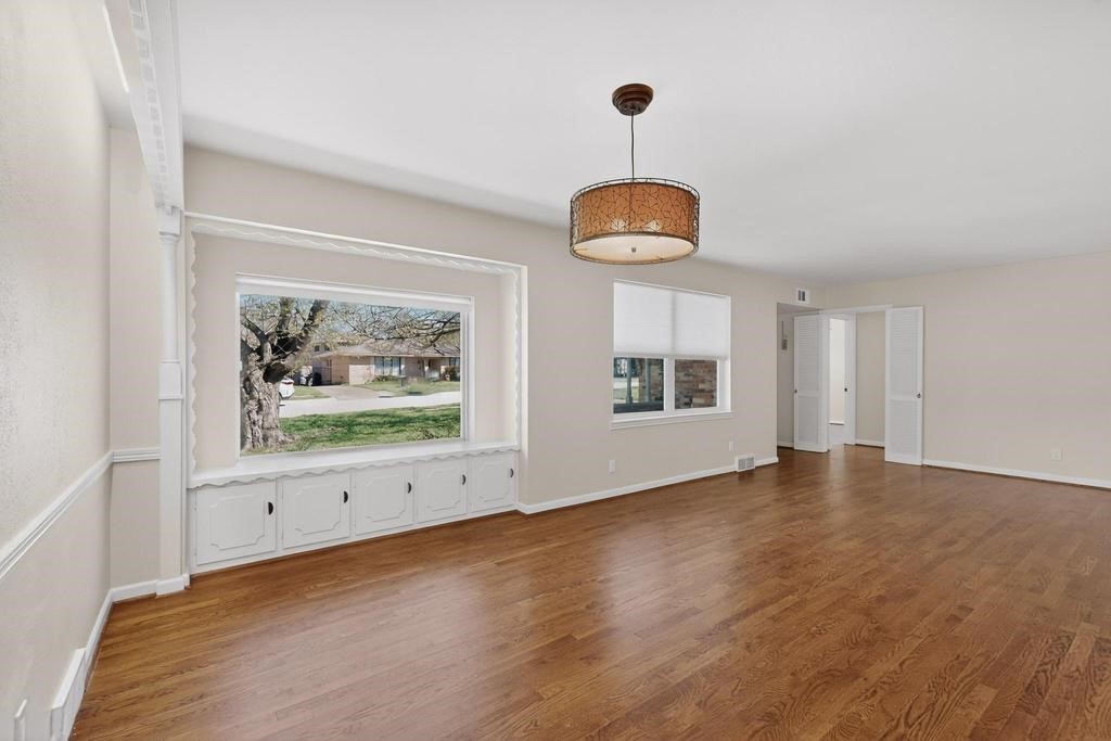 2120 Healey Drive Dallas TX 75228
