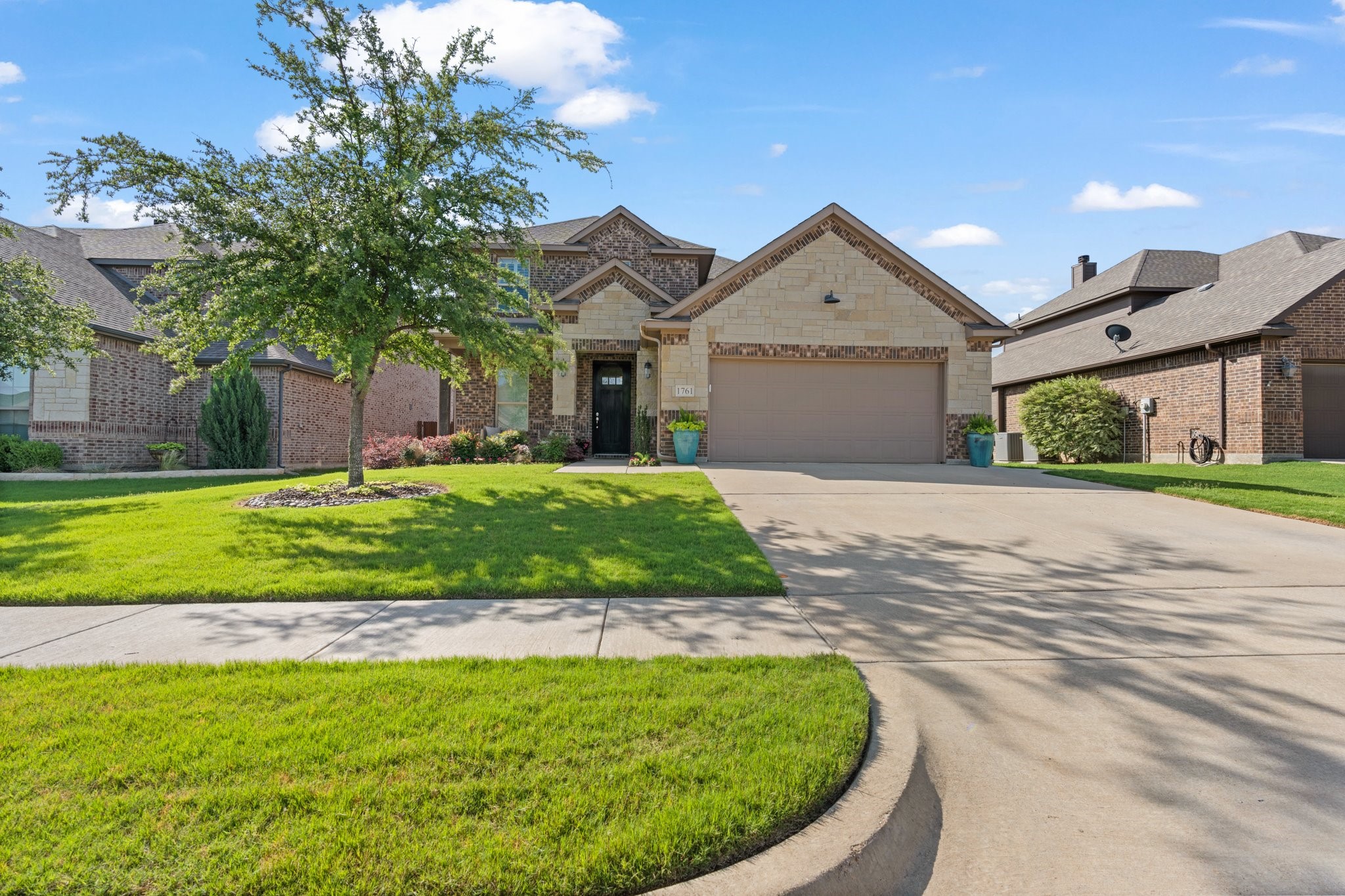 1761 Stillwater Drive Burleson TX 76028