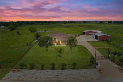 325 Lakeland Hills Road Mart TX 76664