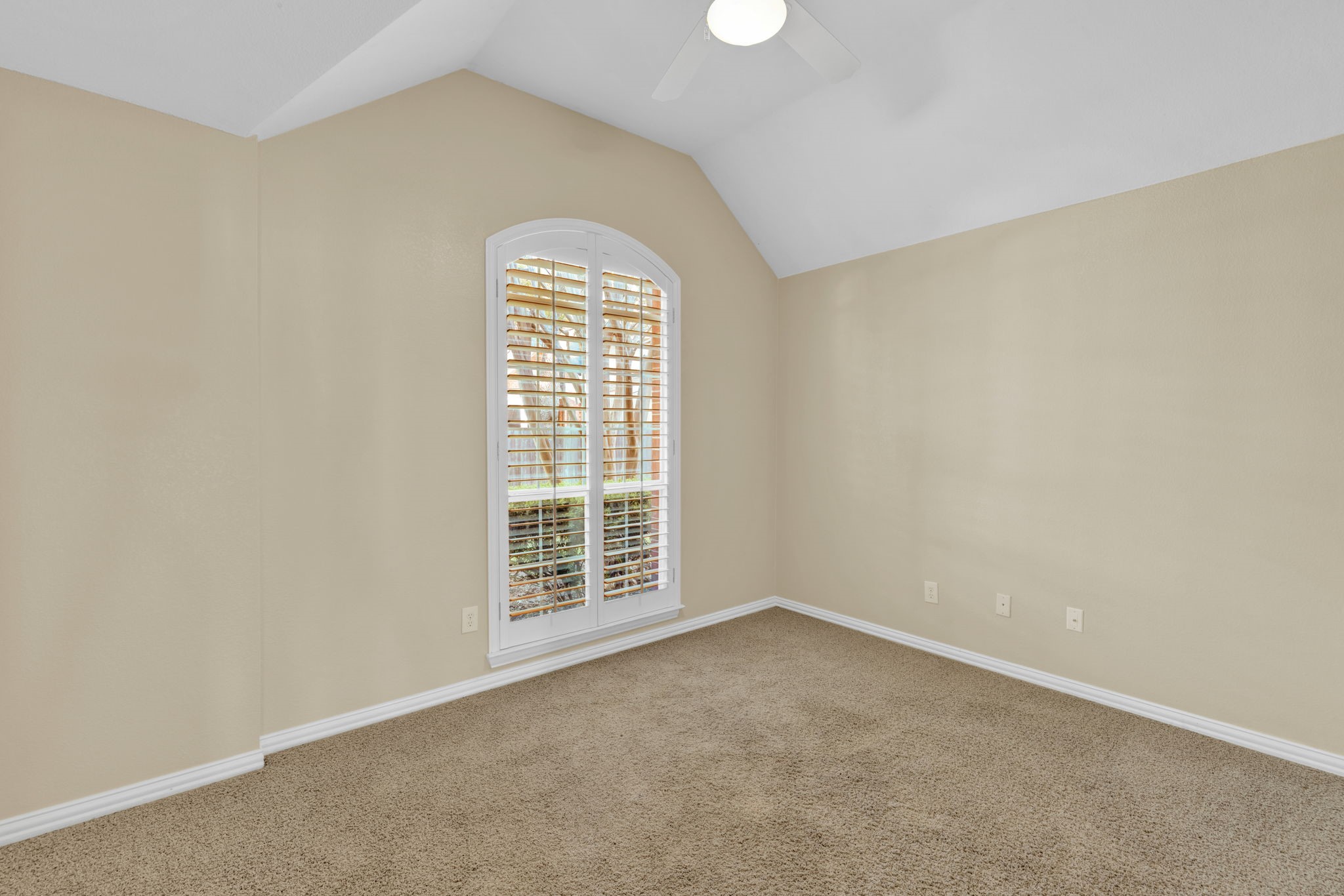 6705 Marie Weldon Court Arlington TX 76001