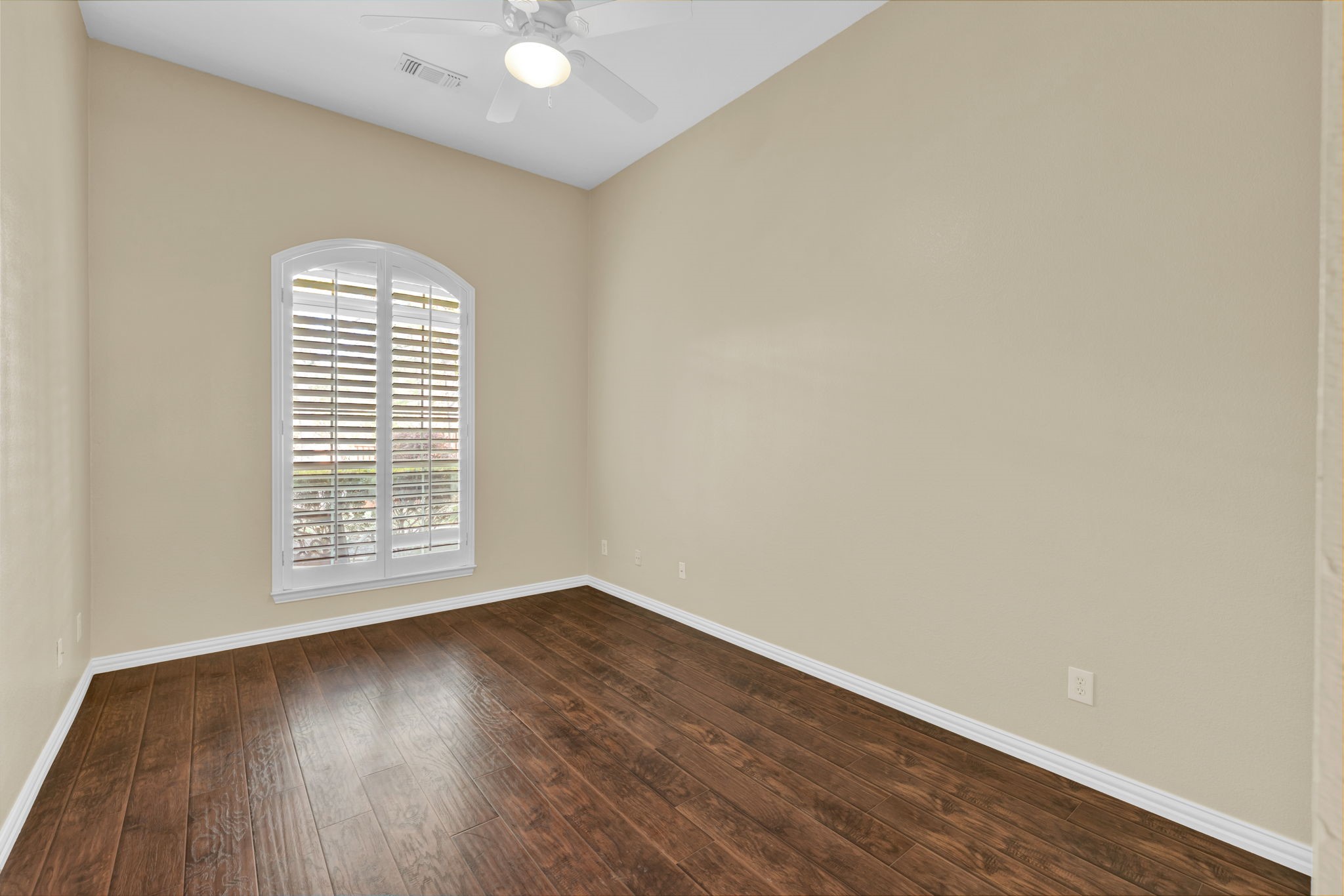6705 Marie Weldon Court Arlington TX 76001