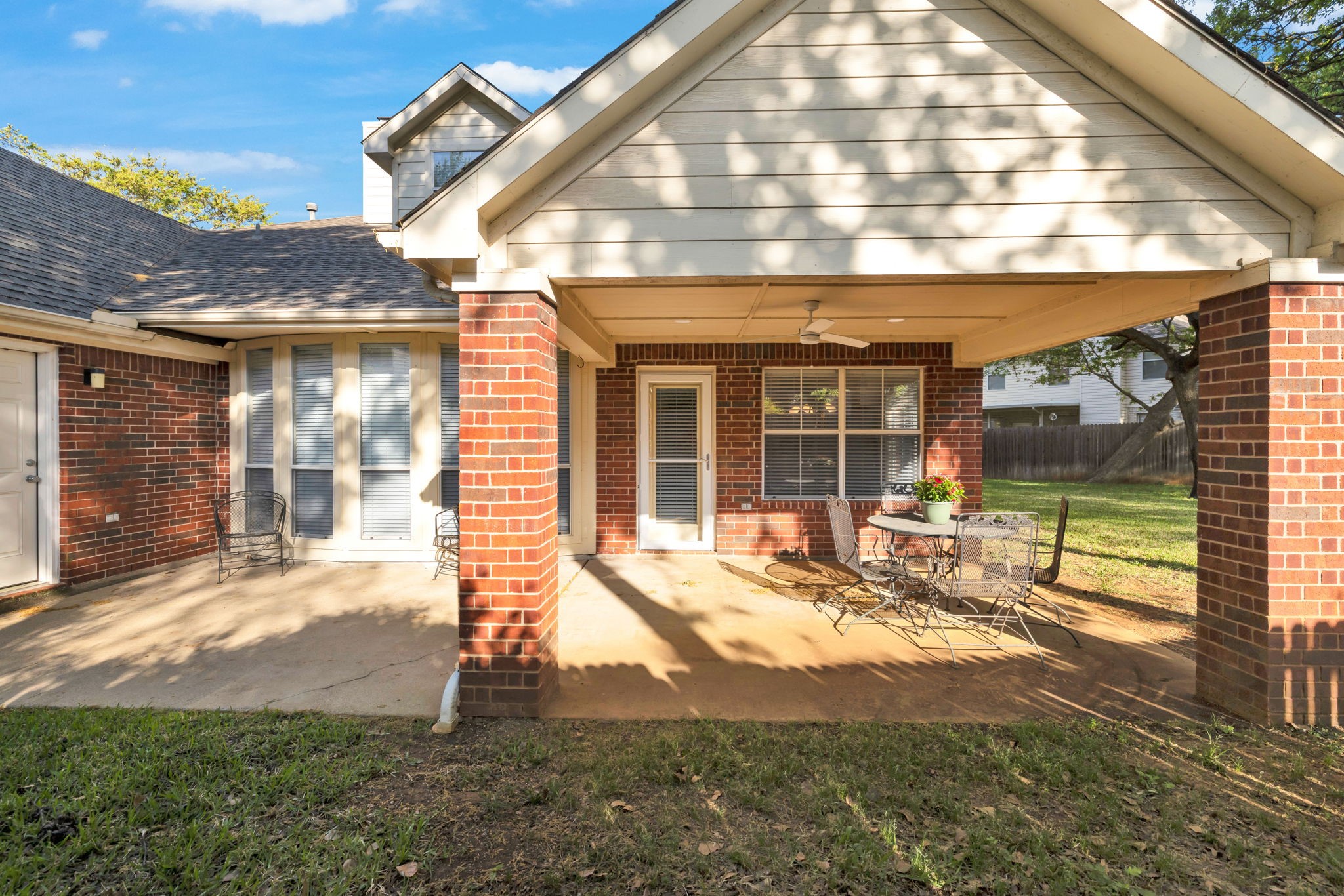 6705 Marie Weldon Court Arlington TX 76001
